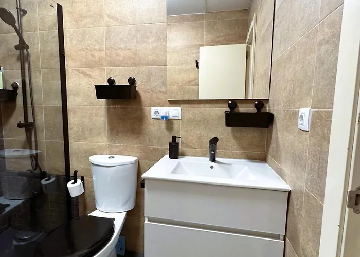 Acogedor En Triana - Wifi דירה *